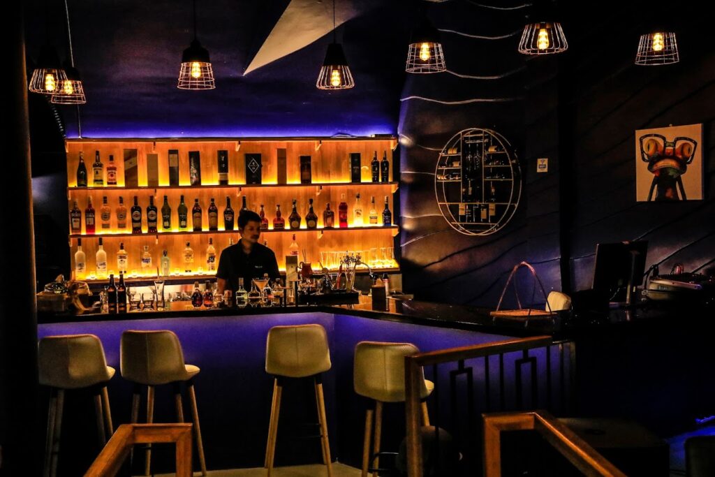 Tonle Lounge