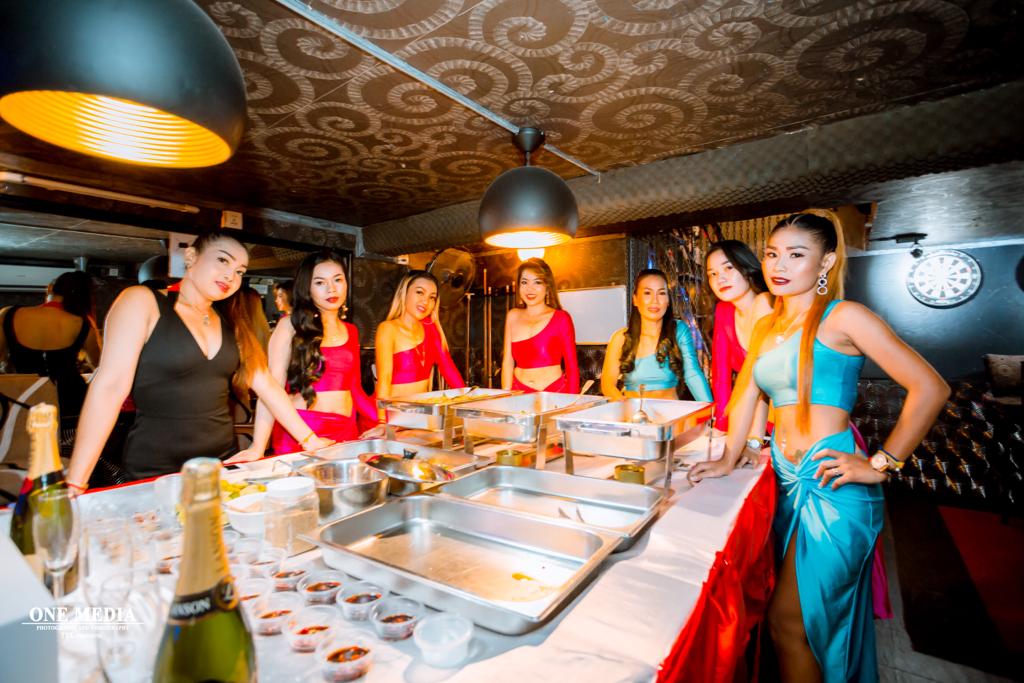 Differences Between Phnom Penh vs. Siem Reap Nightlife